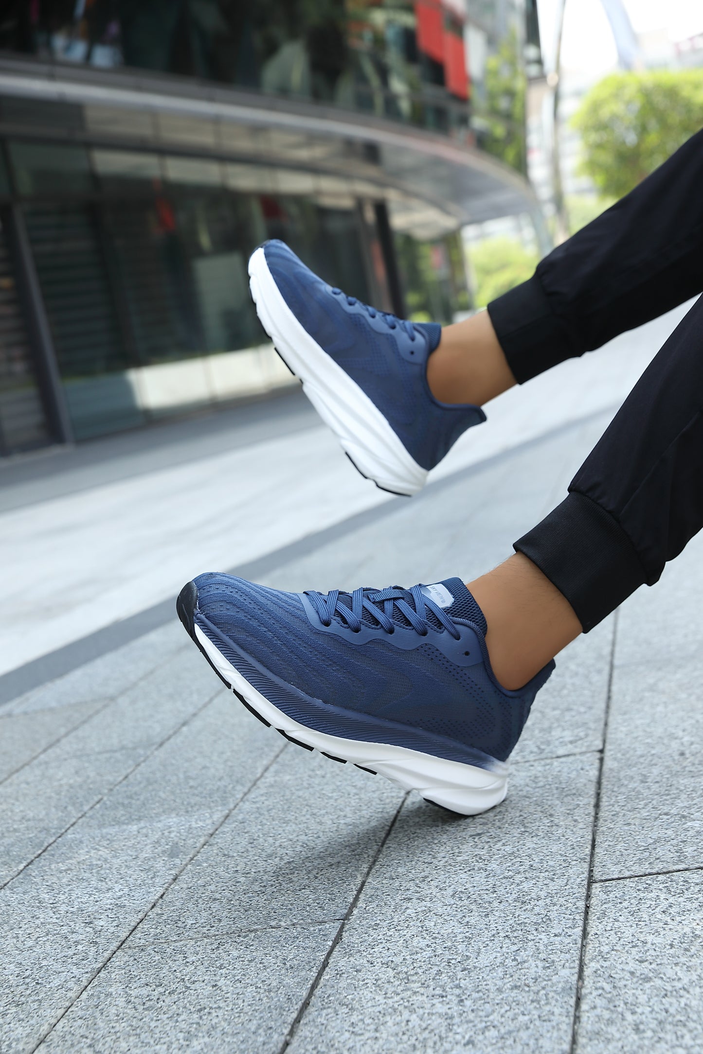 Men's AeroRun Running Shoes