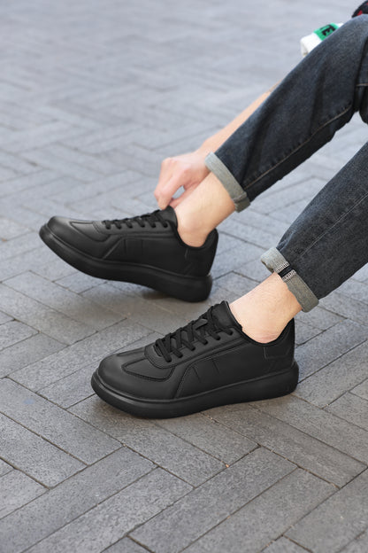 Aura Minimalist Sneakers