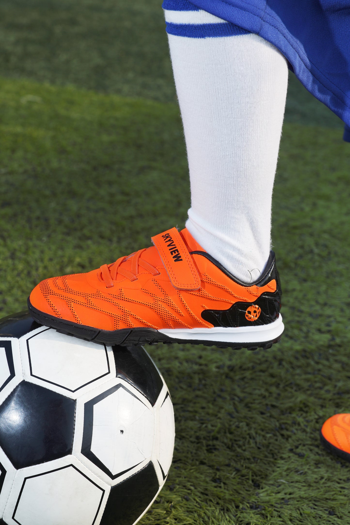 Kids' PulseWeb Football Shoes