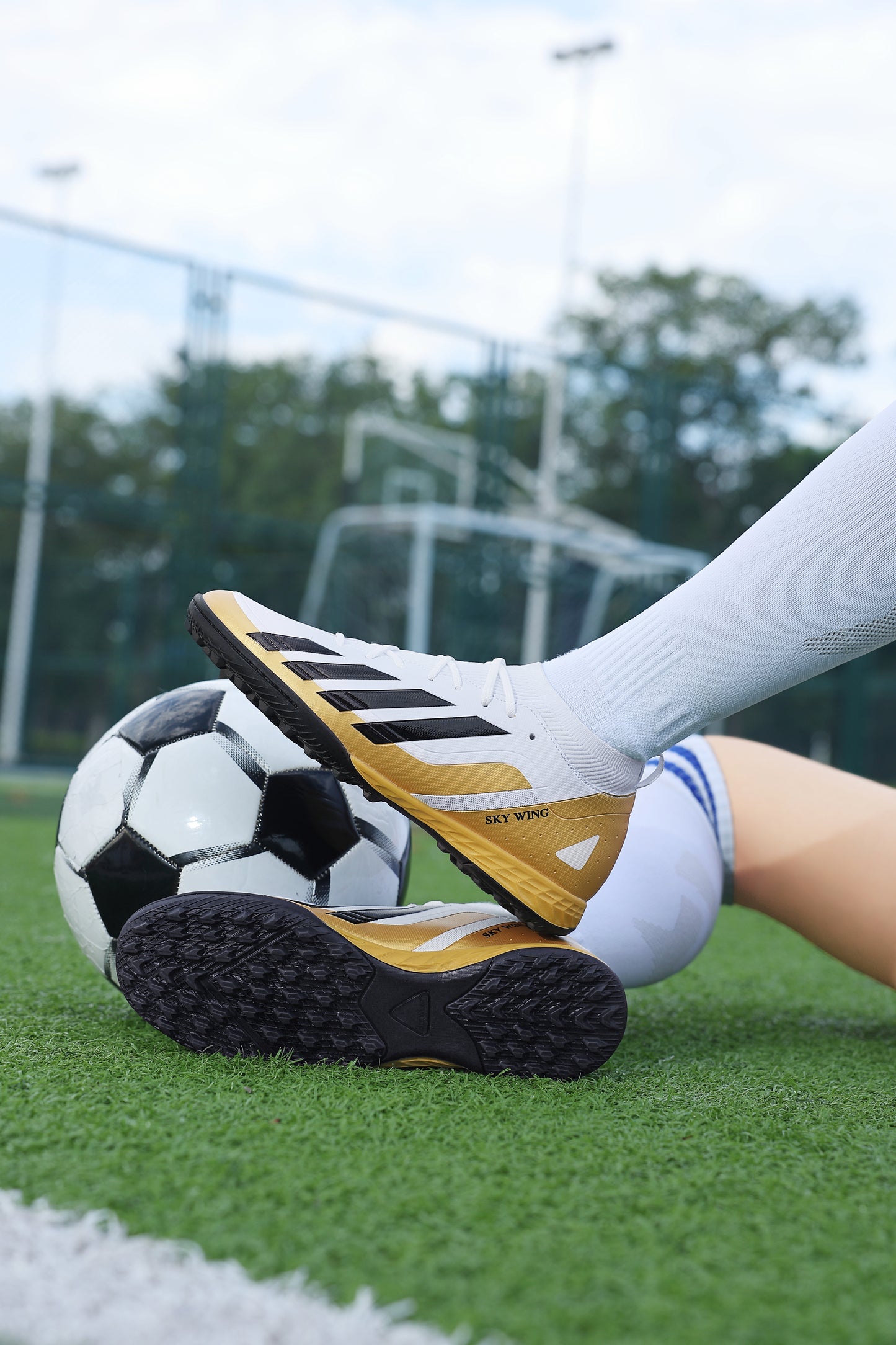 Men's VoltEdge Football Shoes