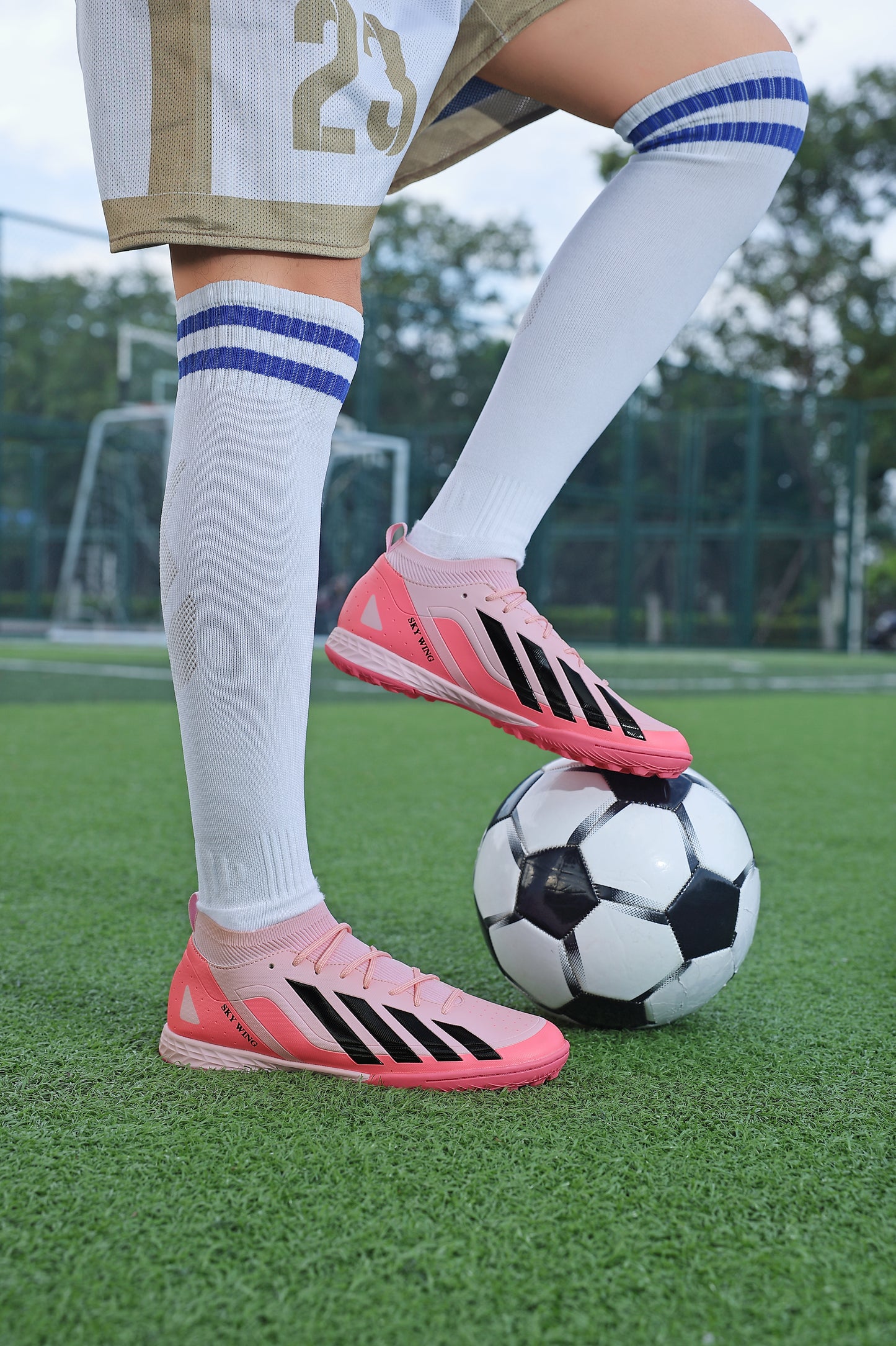 Men's VoltEdge Football Shoes