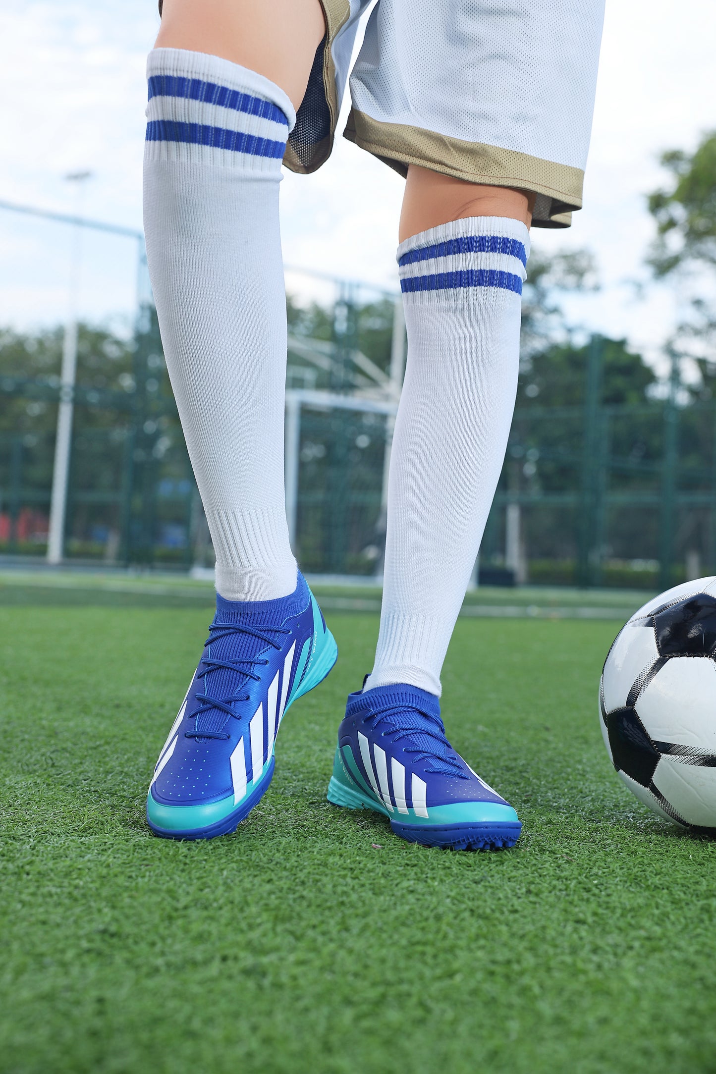 Men's VoltEdge Football Shoes