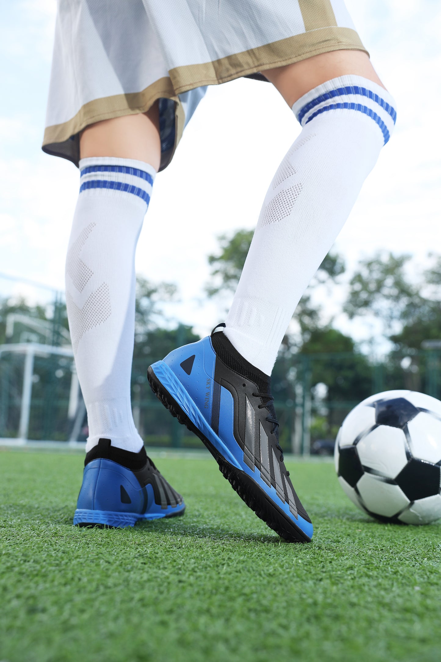 Men's VoltEdge Football Shoes