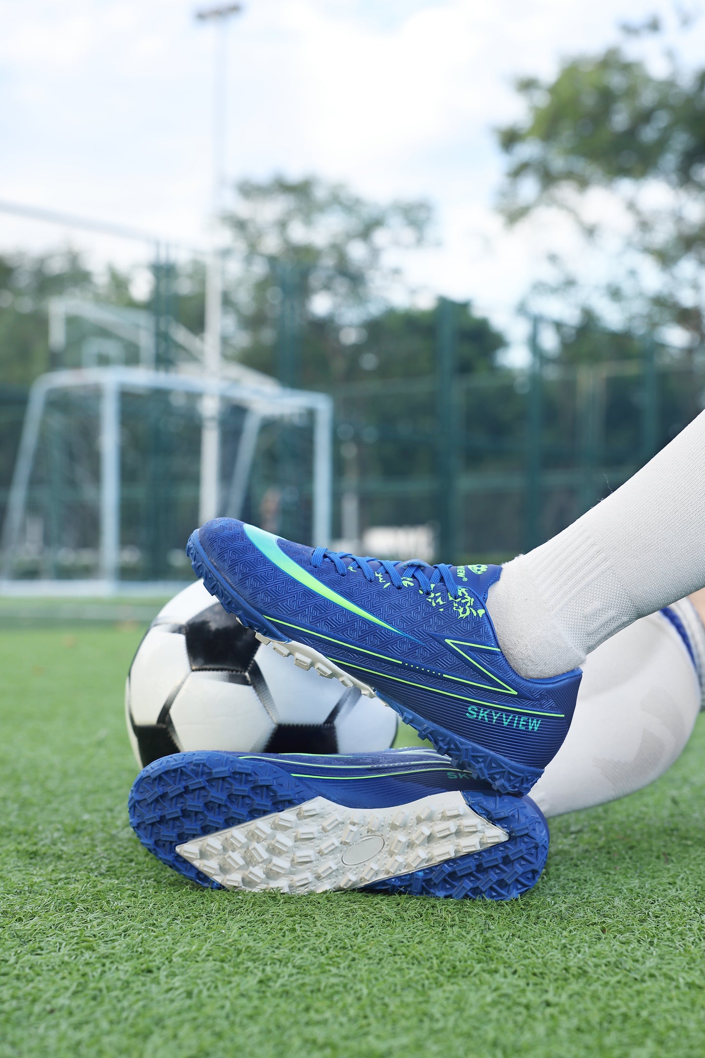 Juniors' FlashTurf Football Shoes