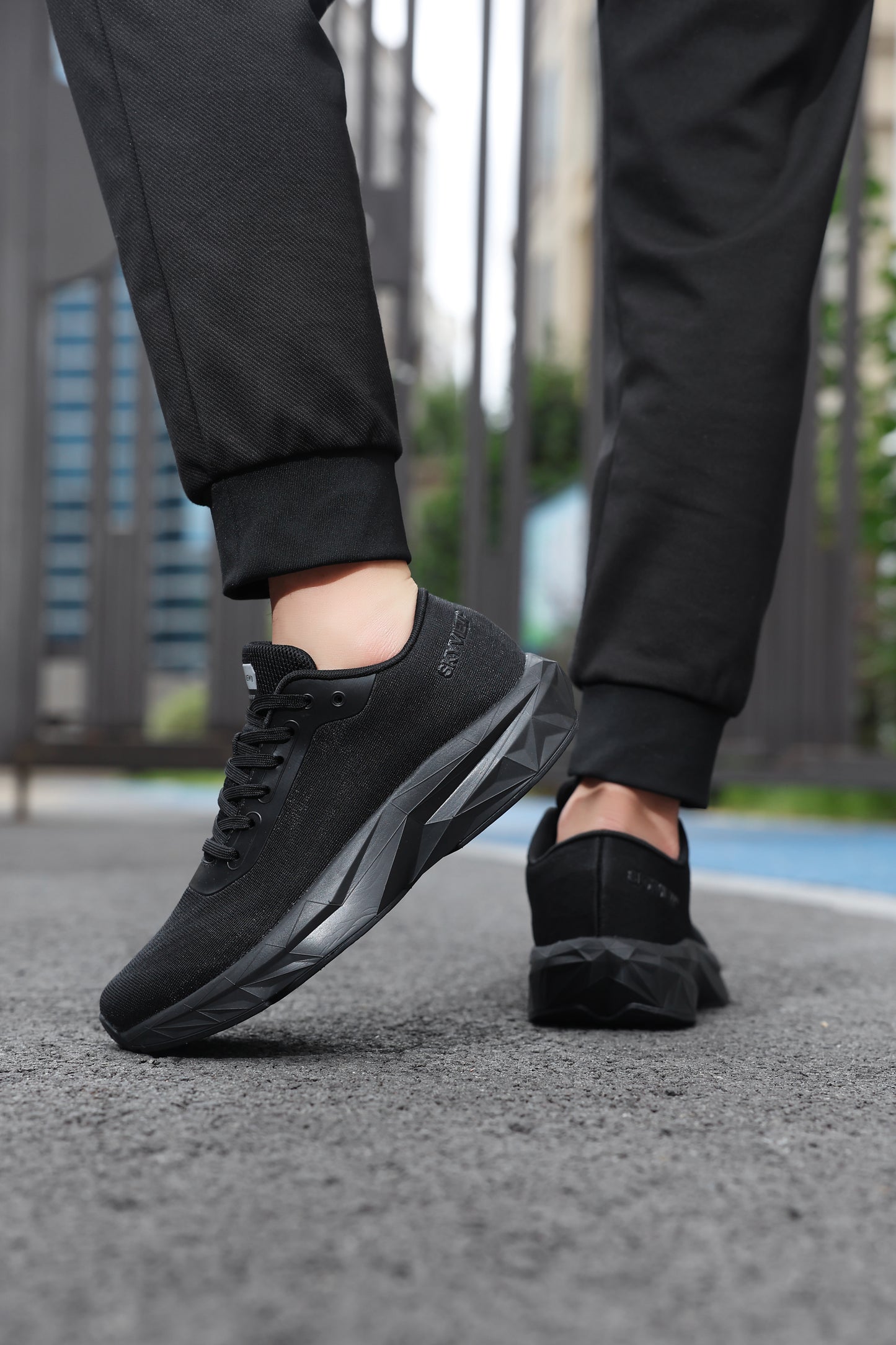 Men's StratoForm Running Shoes